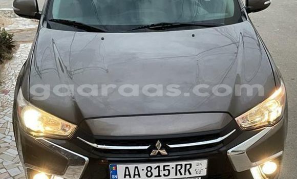 Buy Used Mitsubishi Outlander Silver Car in Dakar in Dakar