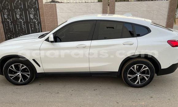 Dieundeu Occasion BMW X4 White Auto in Dakar in Dakar Dieundeu Occasion BMW X4 White Auto in Dakar in Dakar