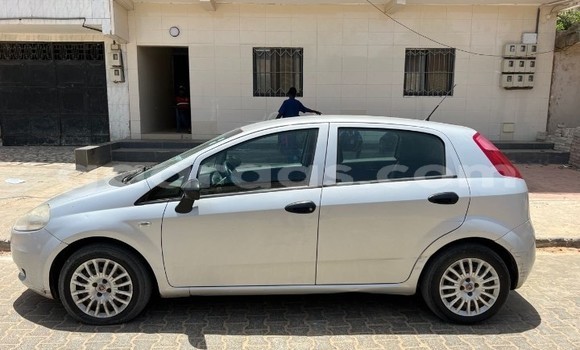 Acheter Occasion Voiture Fiat Punto Gris à Dakar, Dakar Acheter Occasion Voiture Fiat Punto Gris à Dakar, Dakar