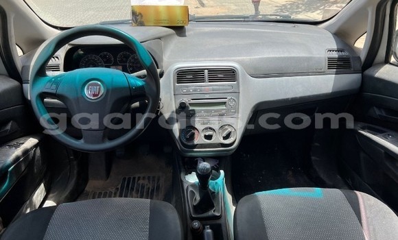 Acheter Occasion Voiture Fiat Punto Gris à Dakar, Dakar Acheter Occasion Voiture Fiat Punto Gris à Dakar, Dakar