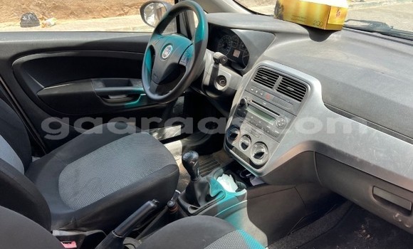 Acheter Occasion Voiture Fiat Punto Gris à Dakar, Dakar Acheter Occasion Voiture Fiat Punto Gris à Dakar, Dakar