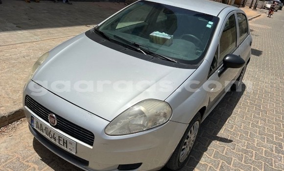 Acheter Occasion Voiture Fiat Punto Gris à Dakar, Dakar Acheter Occasion Voiture Fiat Punto Gris à Dakar, Dakar