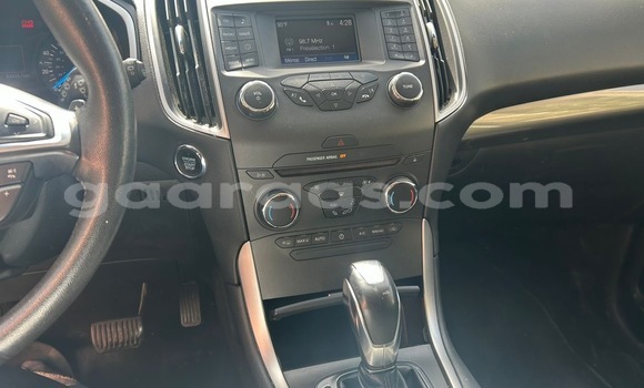 Acheter Import Voiture Ford Edge Noir à Dakar, Dakar Acheter Import Voiture Ford Edge Noir à Dakar, Dakar