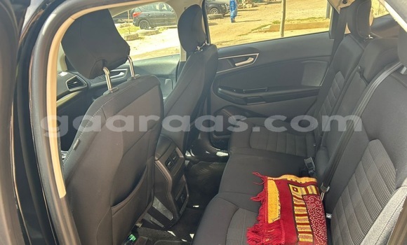 Acheter Import Voiture Ford Edge Noir à Dakar, Dakar Acheter Import Voiture Ford Edge Noir à Dakar, Dakar