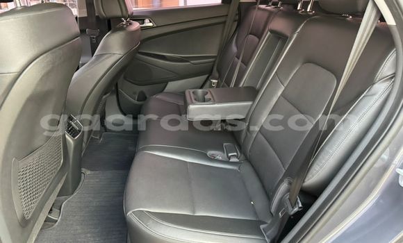 Acheter Import Voiture Hyundai Tucson Gris à Dakar, Dakar Acheter Import Voiture Hyundai Tucson Gris à Dakar, Dakar