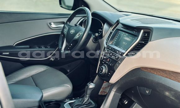 Buy Import Hyundai Santa Fe Silver Car in Dakar in Dakar Buy Import Hyundai Santa Fe Silver Car in Dakar in Dakar