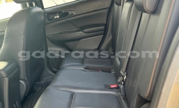 Buy Used Mitsubishi Eclipse Cross Silver Car in Dakar in Dakar Buy Used Mitsubishi Eclipse Cross Silver Car in Dakar in Dakar