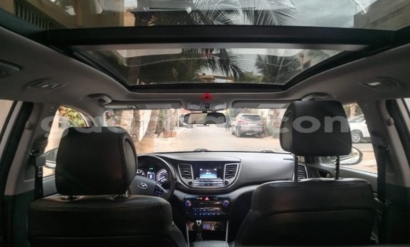 Buy Used Hyundai Tucson White Car in Dakar in Dakar Buy Used Hyundai Tucson White Car in Dakar in Dakar