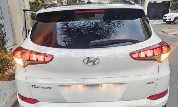 Buy Used Hyundai Tucson White Car in Dakar in Dakar Buy Used Hyundai Tucson White Car in Dakar in Dakar