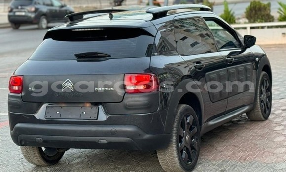 Acheter Occasion Voiture Citroen C4 Cactus Gris à Dakar, Dakar Acheter Occasion Voiture Citroen C4 Cactus Gris à Dakar, Dakar
