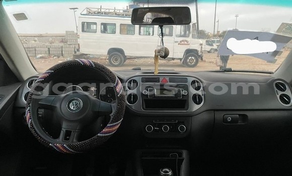 Buy Used Volkswagen Tiguan Silver Car in Dakar in Dakar Buy Used Volkswagen Tiguan Silver Car in Dakar in Dakar