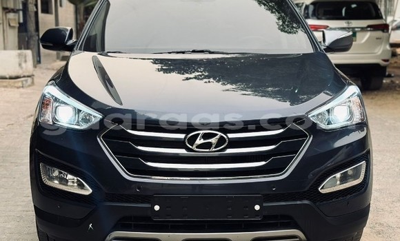 Buy Used Hyundai Santa Fe Blue Car in Dakar in Dakar Buy Used Hyundai Santa Fe Blue Car in Dakar in Dakar