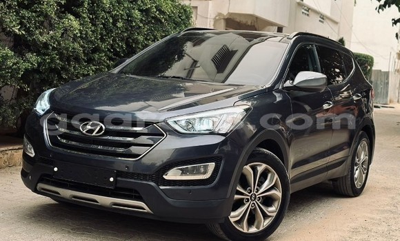 Buy Used Hyundai Santa Fe Blue Car in Dakar in Dakar Buy Used Hyundai Santa Fe Blue Car in Dakar in Dakar