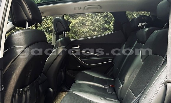 Buy Used Hyundai Santa Fe Blue Car in Dakar in Dakar Buy Used Hyundai Santa Fe Blue Car in Dakar in Dakar