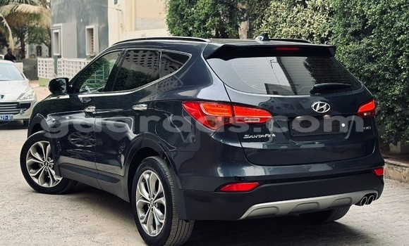 Buy Used Hyundai Santa Fe Blue Car in Dakar in Dakar Buy Used Hyundai Santa Fe Blue Car in Dakar in Dakar