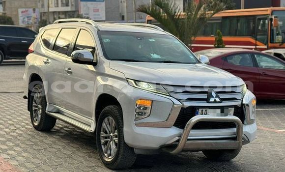 Buy Used Mitsubishi Pajero Other Car in Dakar in Dakar