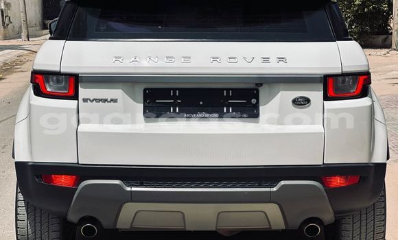 Dieundeu Imported Range Rover Evoque White Auto in Dakar in Dakar Dieundeu Imported Range Rover Evoque White Auto in Dakar in Dakar