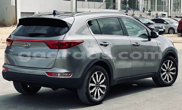 Buy Import Kia Sportage Silver Car in Dakar in Dakar Buy Import Kia Sportage Silver Car in Dakar in Dakar