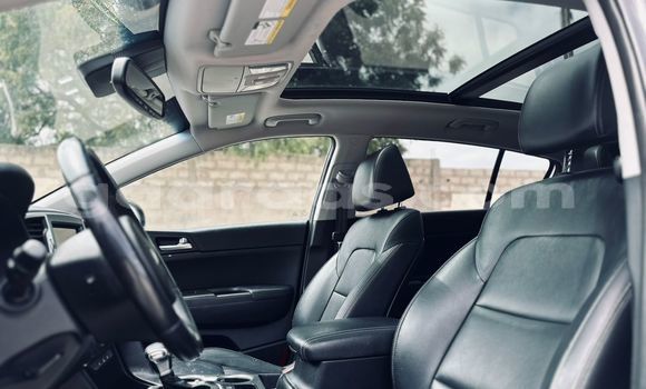 Buy Import Kia Sportage Silver Car in Dakar in Dakar Buy Import Kia Sportage Silver Car in Dakar in Dakar