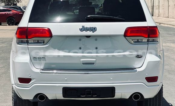 Dieundeu Imported Jeep Grand Cherokee White Auto in Dakar in Dakar Dieundeu Imported Jeep Grand Cherokee White Auto in Dakar in Dakar