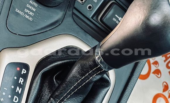 Buy Import Jeep Cherokee Black Car in Dakar in Dakar Buy Import Jeep Cherokee Black Car in Dakar in Dakar