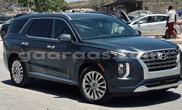 Dieundeu Imported Hyundai Santa Fe Silver Auto in Dakar in Dakar Dieundeu Imported Hyundai Santa Fe Silver Auto in Dakar in Dakar