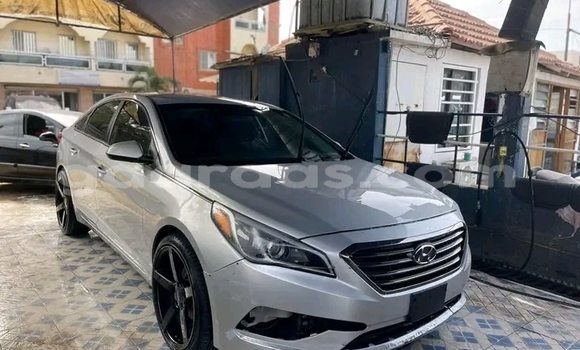 Acheter Occasion Voiture Hyundai Sonata Blanc à Dakar, Dakar Acheter Occasion Voiture Hyundai Sonata Blanc à Dakar, Dakar