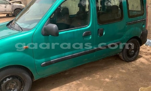 Buy Used Renault Kangoo Green Car in Dakar in Dakar Buy Used Renault Kangoo Green Car in Dakar in Dakar