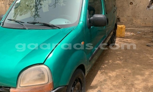 Buy Used Renault Kangoo Green Car in Dakar in Dakar Buy Used Renault Kangoo Green Car in Dakar in Dakar