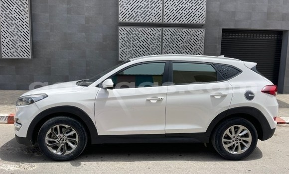 Dieundeu Occasion Hyundai Tucson White Auto in Dakar in Dakar Dieundeu Occasion Hyundai Tucson White Auto in Dakar in Dakar