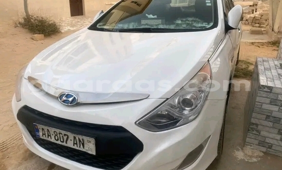 Acheter Occasion Voiture Hyundai Sonata Blanc à Dakar, Dakar Acheter Occasion Voiture Hyundai Sonata Blanc à Dakar, Dakar