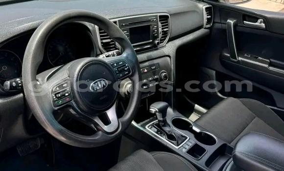 Acheter Occasion Voiture Kia Sportage Blanc à Dakar, Dakar Acheter Occasion Voiture Kia Sportage Blanc à Dakar, Dakar