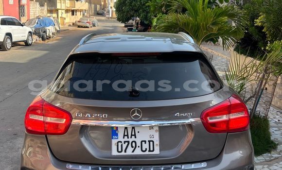 Buy Used Mercedes‒Benz GLA-klasse Silver Car in Dakar in Dakar Buy Used Mercedes‒Benz GLA-klasse Silver Car in Dakar in Dakar