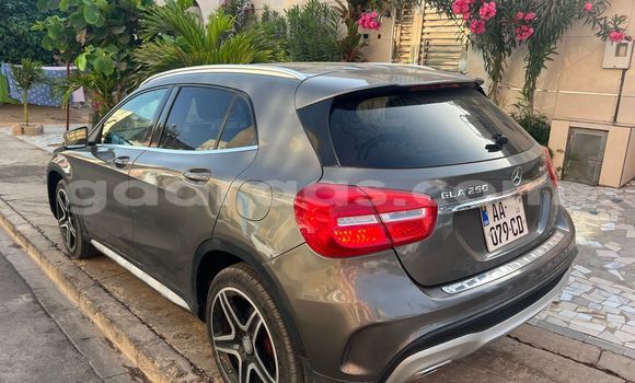 Buy Used Mercedes‒Benz GLA-klasse Silver Car in Dakar in Dakar Buy Used Mercedes‒Benz GLA-klasse Silver Car in Dakar in Dakar