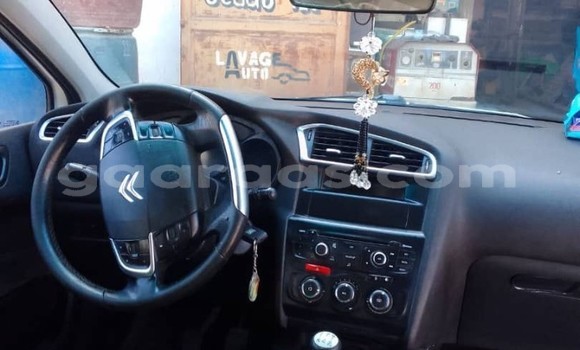 Buy Used Citroen C4 White Car in Dakar in Dakar Buy Used Citroen C4 White Car in Dakar in Dakar