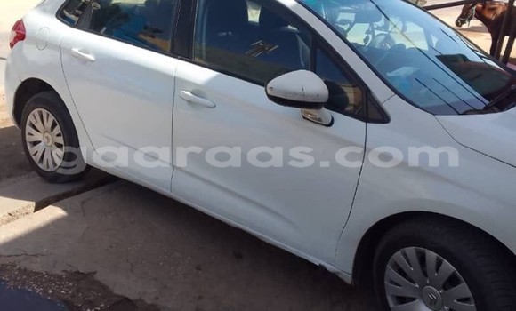 Buy Used Citroen C4 White Car in Dakar in Dakar Buy Used Citroen C4 White Car in Dakar in Dakar