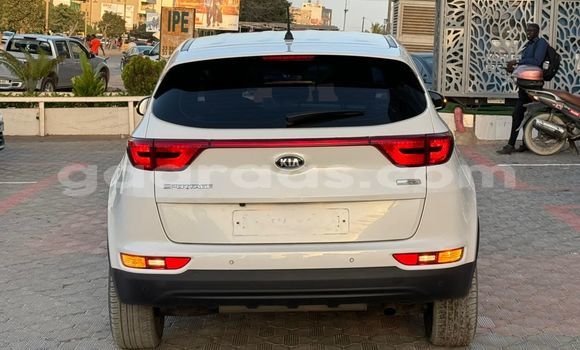 Acheter Import Voiture Kia Sportage Blanc à Dakar, Dakar Acheter Import Voiture Kia Sportage Blanc à Dakar, Dakar