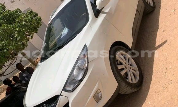 Acheter Occasion Voiture Hyundai Tucson Blanc à Dahra, Louga Acheter Occasion Voiture Hyundai Tucson Blanc à Dahra, Louga