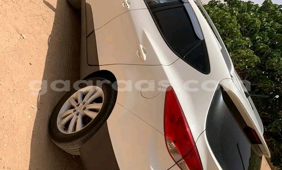 Acheter Occasion Voiture Hyundai Tucson Blanc à Dahra, Louga Acheter Occasion Voiture Hyundai Tucson Blanc à Dahra, Louga