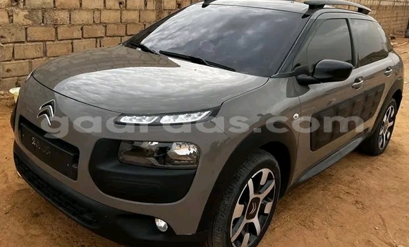 Acheter Occasion Voiture BMW 2er Grand Tourer Noir à Dakar, Dakar Acheter Occasion Voiture BMW 2er Grand Tourer Noir à Dakar, Dakar