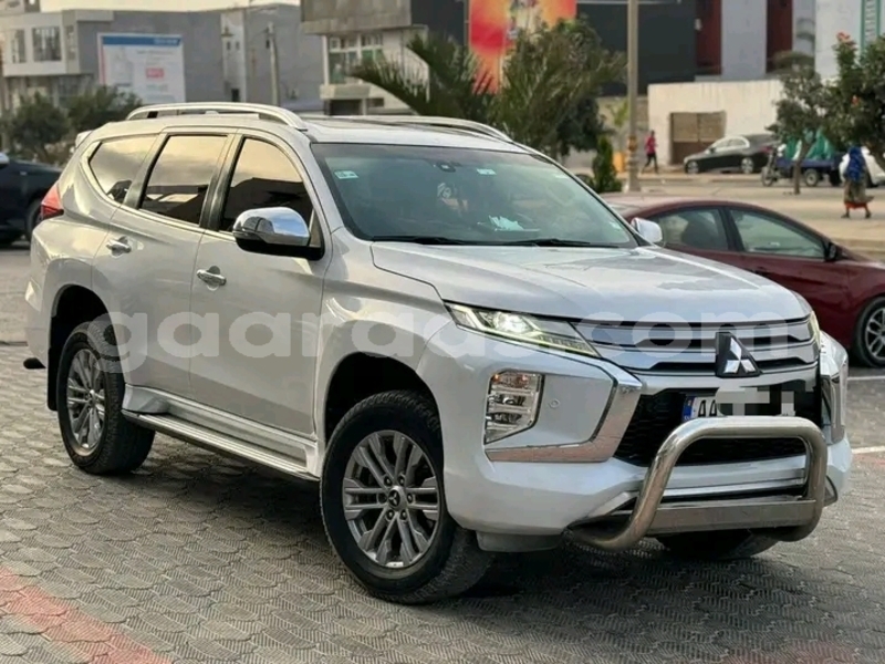 Big with watermark mitsubishi pajero dakar dakar 18212