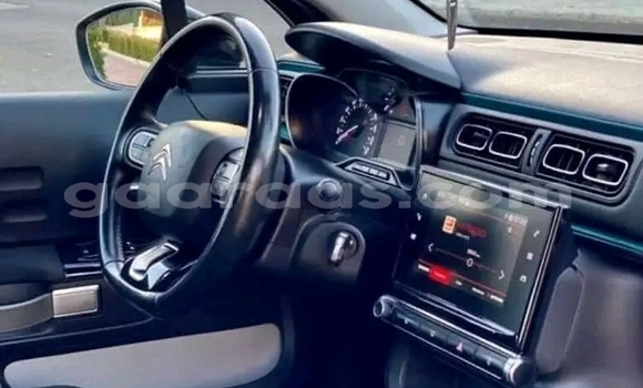 Dieundeu Occasion BMW 1M Red Auto in Dakar in Dakar Dieundeu Occasion BMW 1M Red Auto in Dakar in Dakar