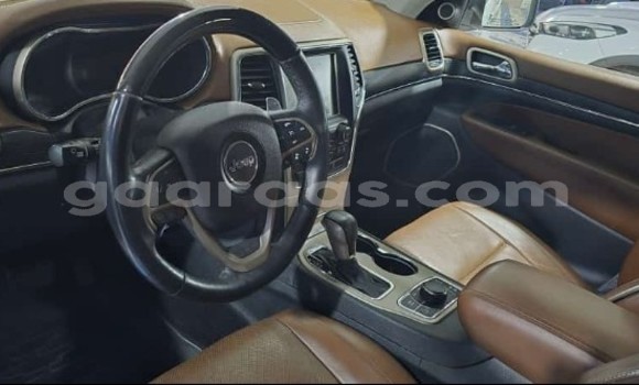 Acheter Occasion Voiture Jeep Grand Cherokee Blanc à Dakar, Dakar Acheter Occasion Voiture Jeep Grand Cherokee Blanc à Dakar, Dakar