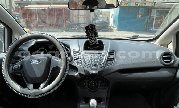 Acheter Occasion Voiture Ford Fiesta Gris à Dakar, Dakar Acheter Occasion Voiture Ford Fiesta Gris à Dakar, Dakar