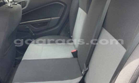 Acheter Occasion Voiture Ford Fiesta Gris à Dakar, Dakar Acheter Occasion Voiture Ford Fiesta Gris à Dakar, Dakar