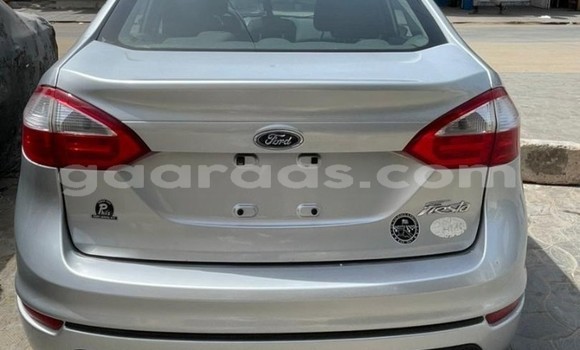 Acheter Occasion Voiture Ford Fiesta Gris à Dakar, Dakar Acheter Occasion Voiture Ford Fiesta Gris à Dakar, Dakar