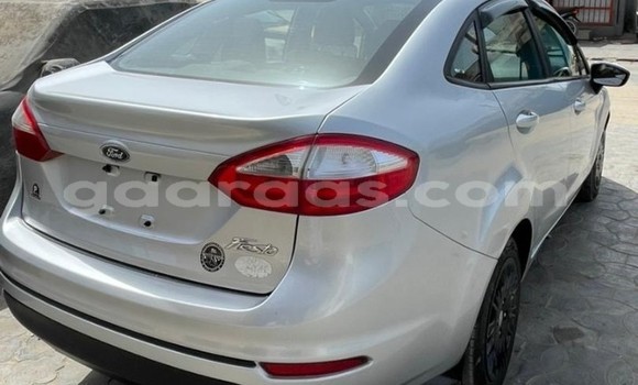 Acheter Occasion Voiture Ford Fiesta Gris à Dakar, Dakar Acheter Occasion Voiture Ford Fiesta Gris à Dakar, Dakar