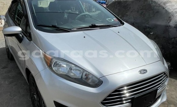 Acheter Occasion Voiture Ford Fiesta Gris à Dakar, Dakar Acheter Occasion Voiture Ford Fiesta Gris à Dakar, Dakar