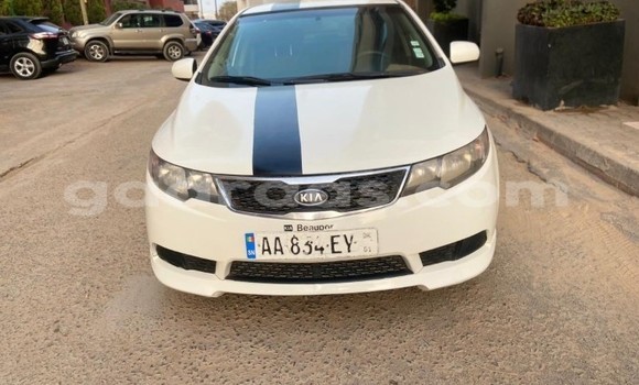 Buy Used Kia Forte White Car in Dakar in Dakar Buy Used Kia Forte White Car in Dakar in Dakar