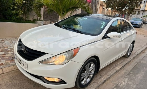 Buy Used Hyundai Sonata White Car in Dakar in Dakar Buy Used Hyundai Sonata White Car in Dakar in Dakar